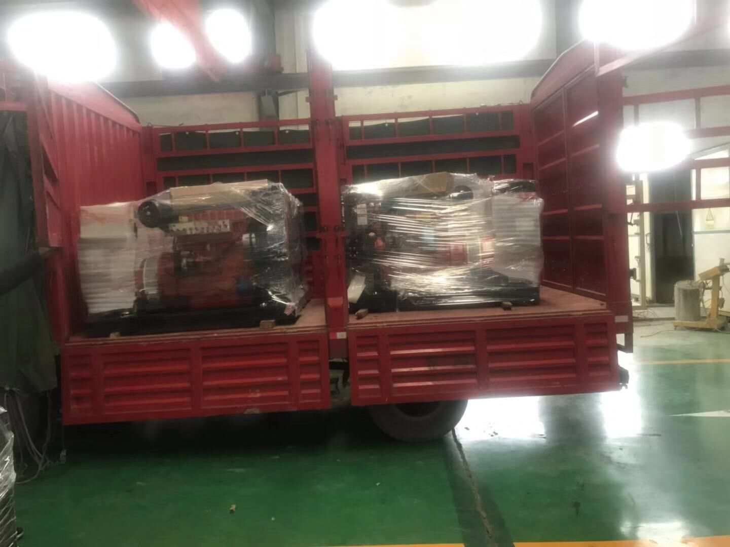 天津付先生從華全動力采購的15kw標配柴油發(fā)電機組于12月22日順利發(fā)往目的地